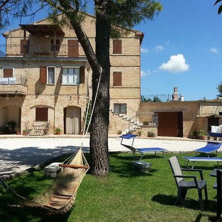 Agriturismo Galanti Cossignano Exterior foto